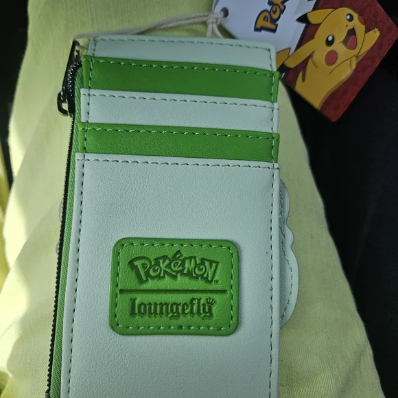 Loungefly Green and White Pokémon Wallet Evee - Picture 3 of 3